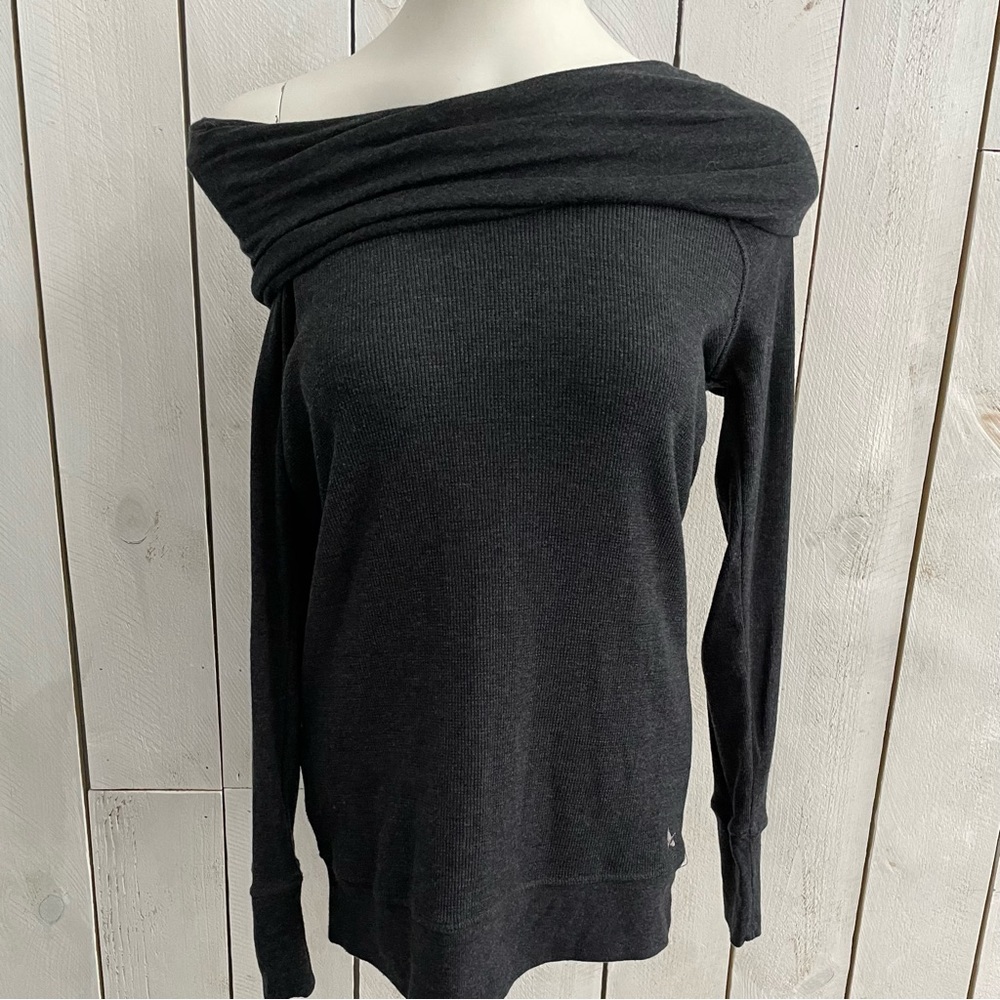 Eddie Bauer Cowl Neck Thermal. S